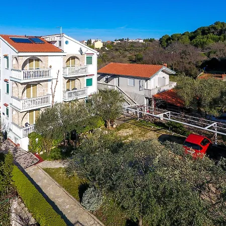 Kiko Apartment